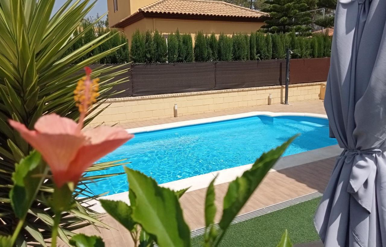 Вилла Isla Verde Y Mar Исла-Кристина Экстерьер фото